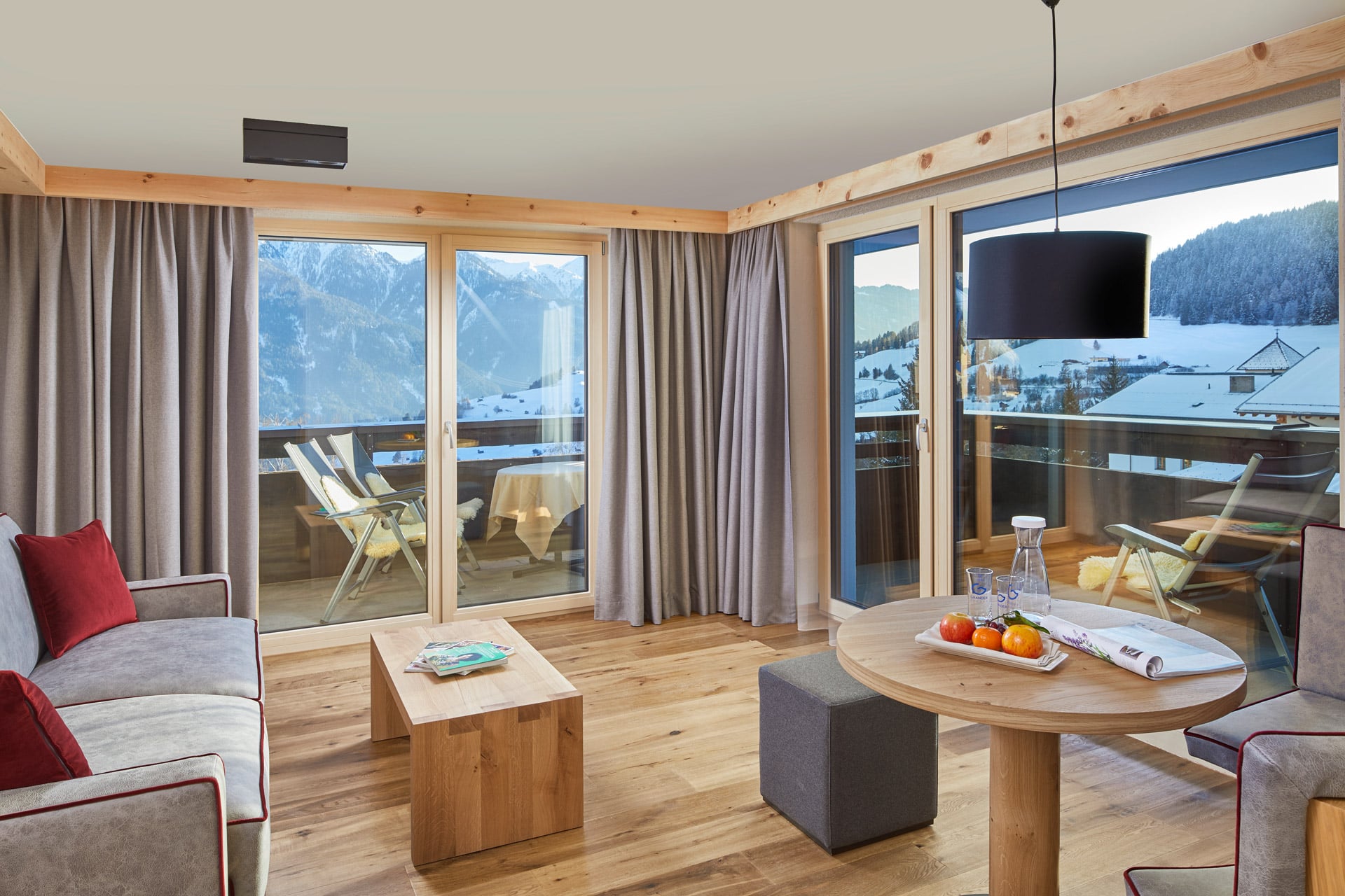 Der Wohnraum in der Alpin Suite